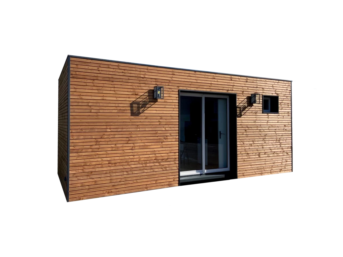 Studio-14-m²-en-container-20-pieds-bardage-bois.webp Studio en container de 20 pieds 13 m² – Image 1