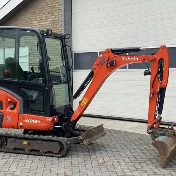 Kubota KX019-4, (2012), 8386 heures, 1.8T, + 3 Godets – occasion
