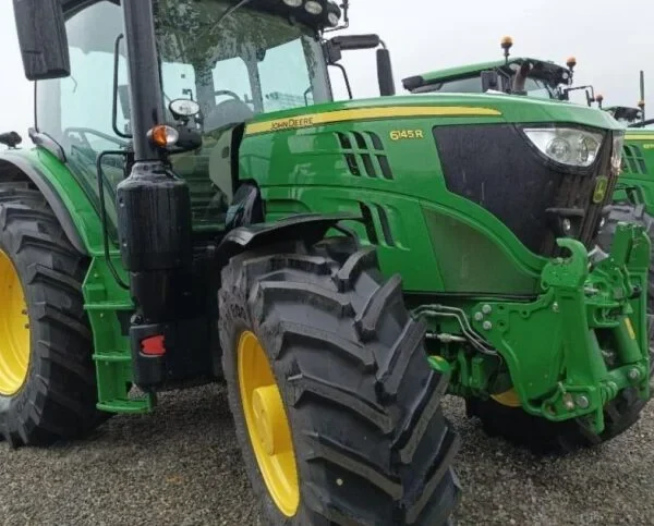 2018 JOHN DEERE 6145R