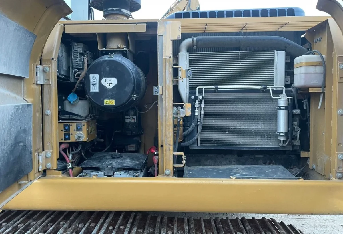 2011 CATERPILLAR 320DL – Image 13