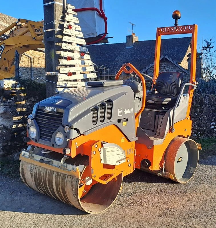 1739549185943.jpg Compacteur HAMM – Image 1