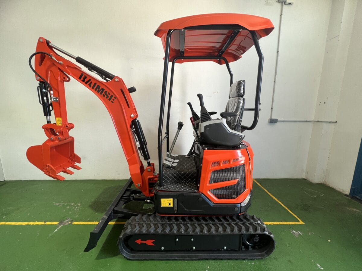 Mini Pelle Rotative BAIMSE 1800 kg, Moteur Kubota 3 Cylindres – Image 1