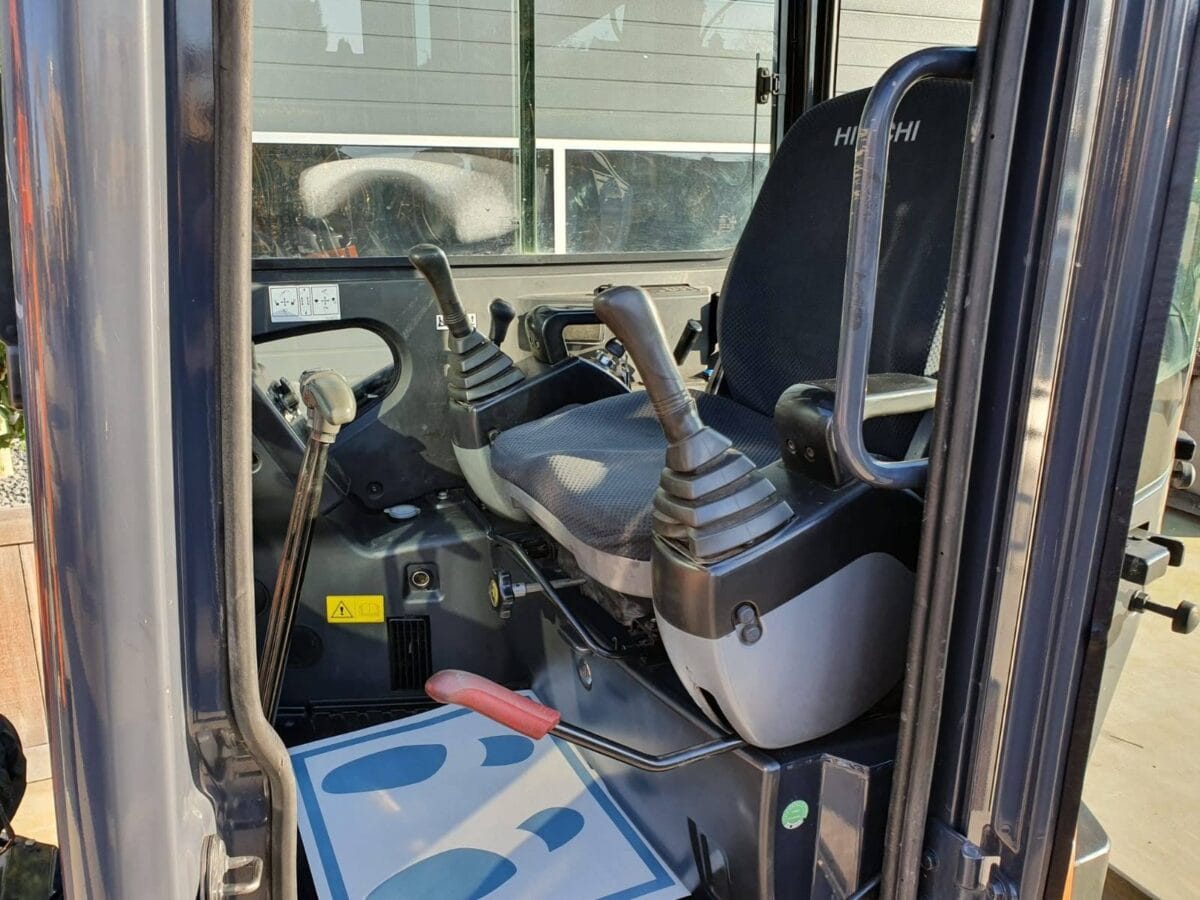 Hitachi ZX22U-2 CLR, (2014), 2.53T – occasion – Image 2