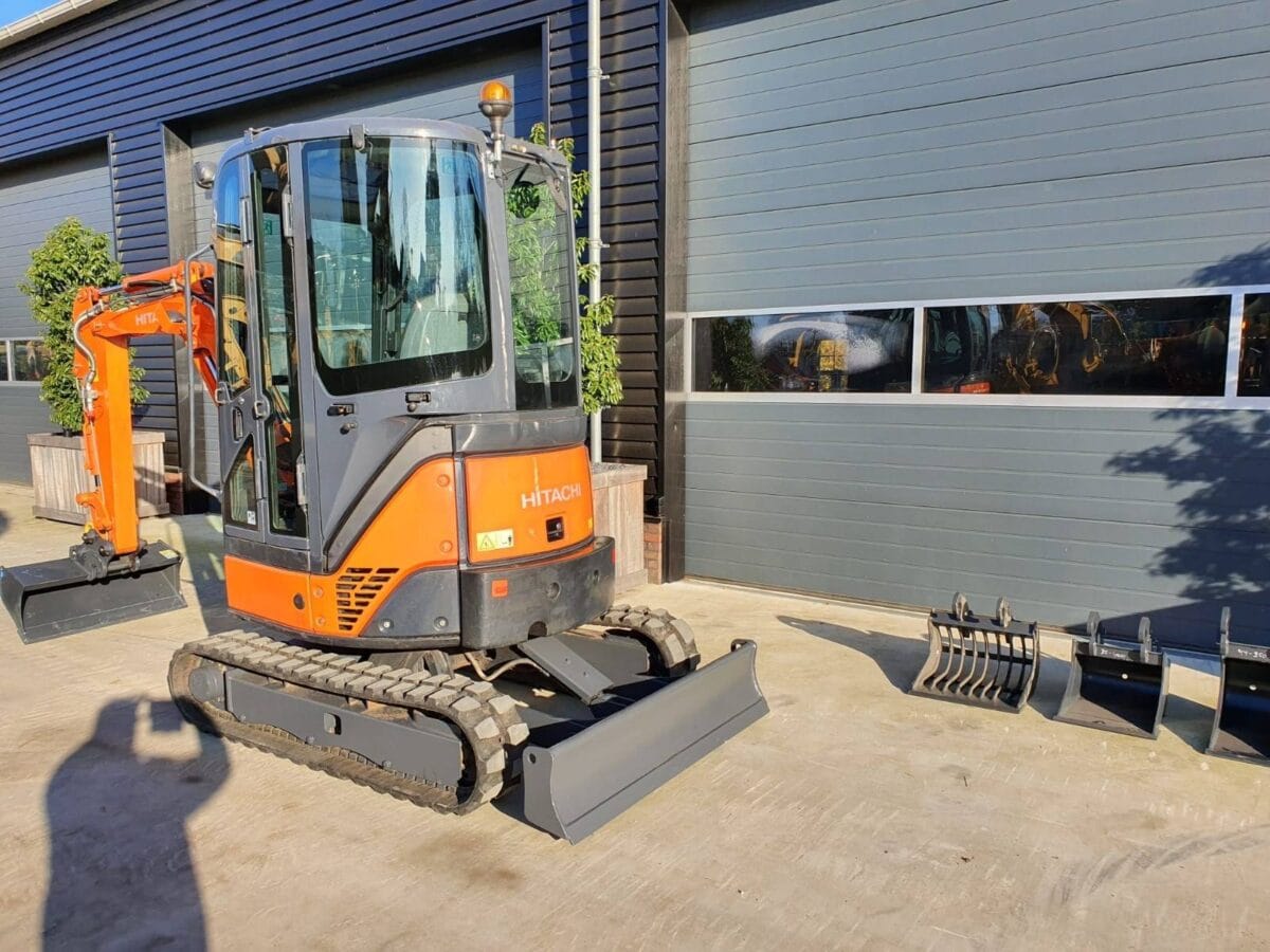 Hitachi ZX22U-2 CLR, (2014), 2.53T – occasion – Image 3