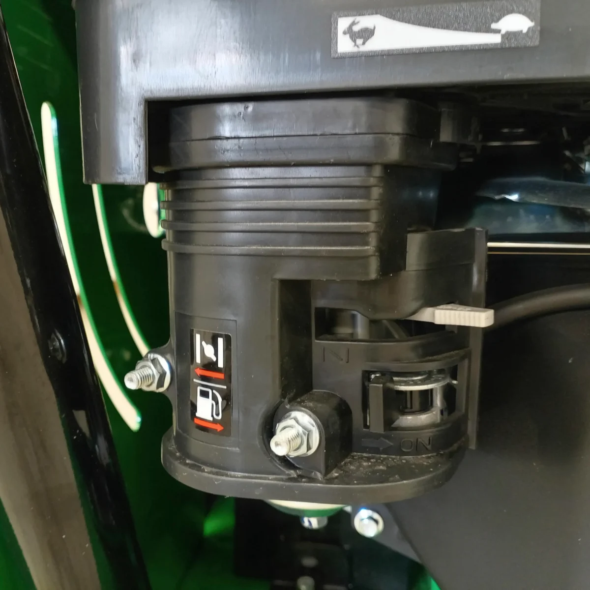 Mini-pelle sur roues Caivu HFT7 – Image 11