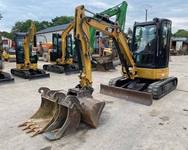 Caterpillar 303.5 E CR, (2016), 3.7T – occasion