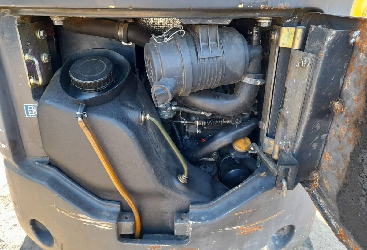 Komatsu PC16R, (2007), 4565 heures, 1.5T – occasion – Image 7