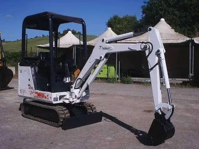 x1-5.jpeg Bobcat E35, (2014), 678 heures, 3.5T – occasion – Image 1