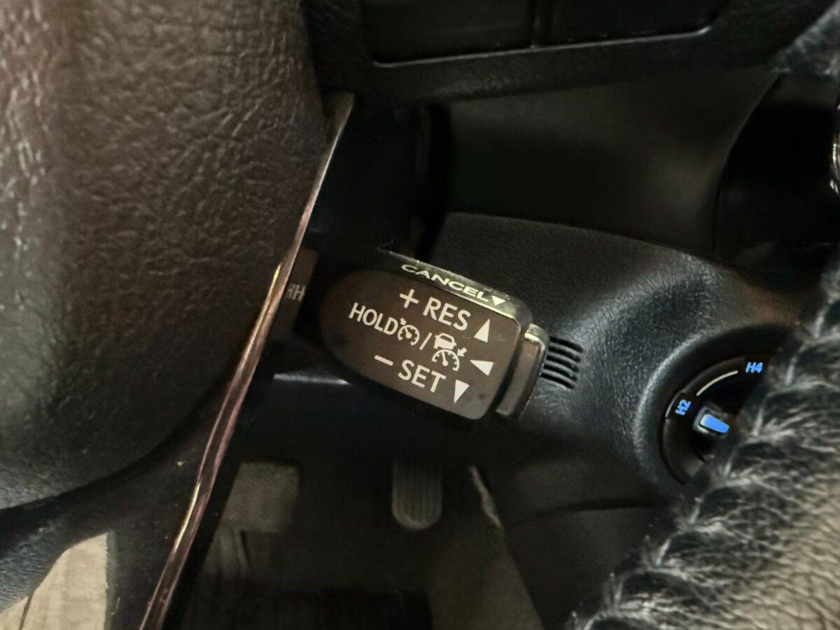 Toyota Hilux 2.8 204 ch D-CAB – Image 23