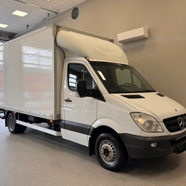 Global Logistics Equipements