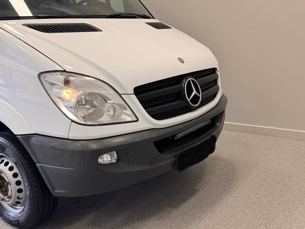Mercedes-Benz Sprinter 519CDI 3.0l V6 – Image 17