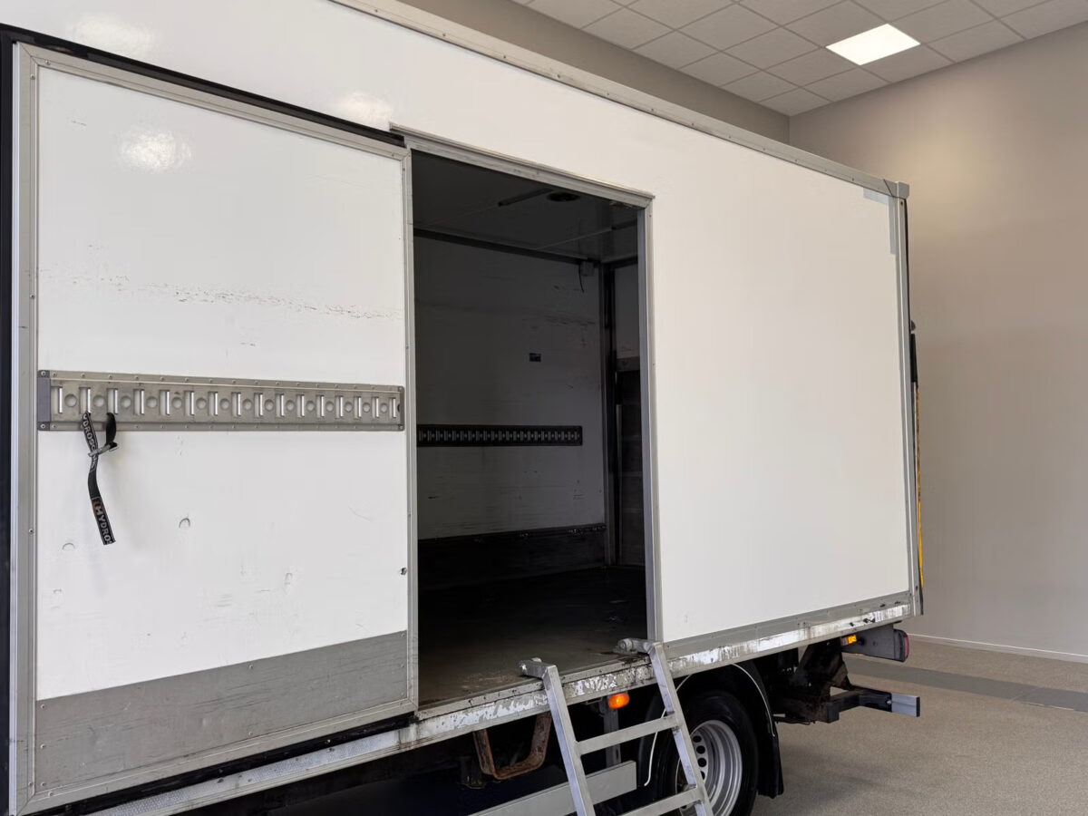 Mercedes-Benz Sprinter 519CDI 3.0l V6 – Image 12