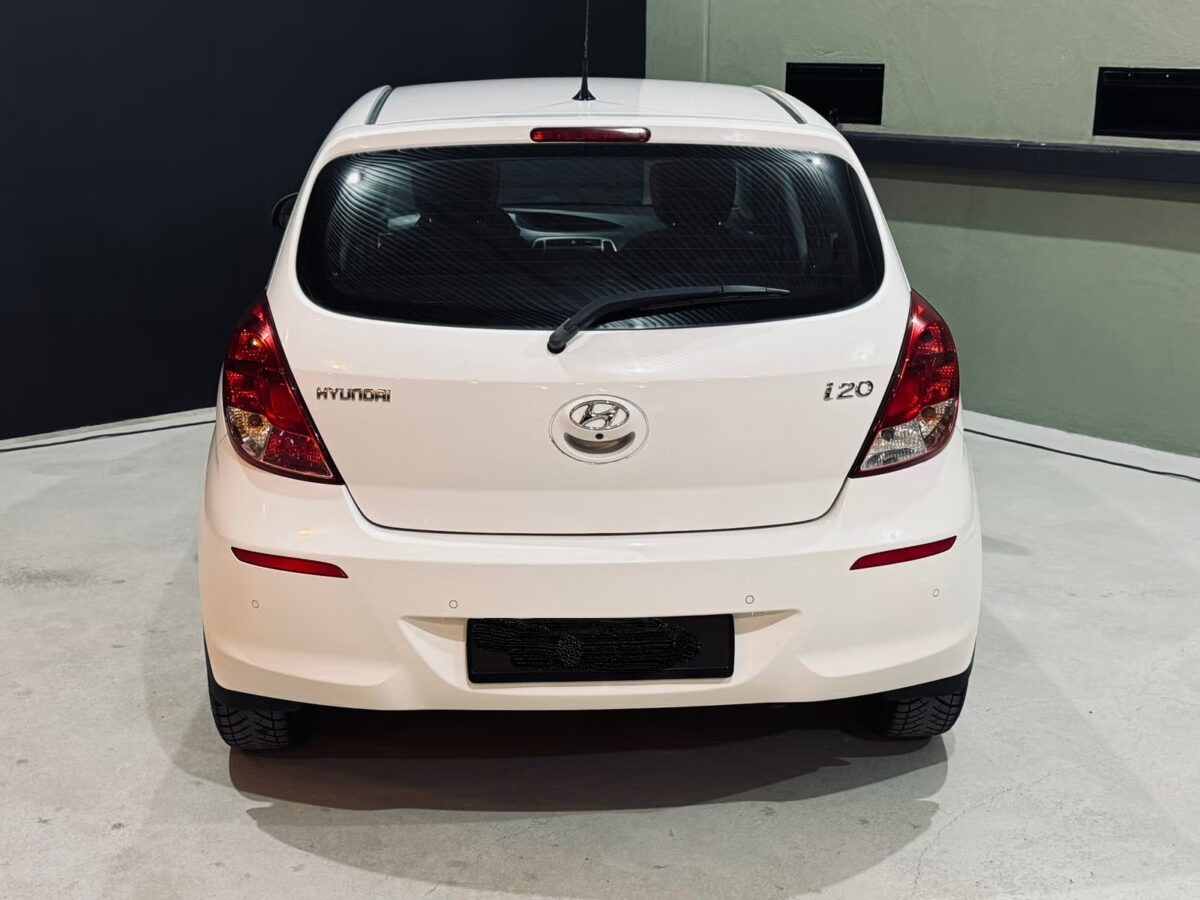 Hyundai i20 1.2 85 Edition Spéciale – Image 24