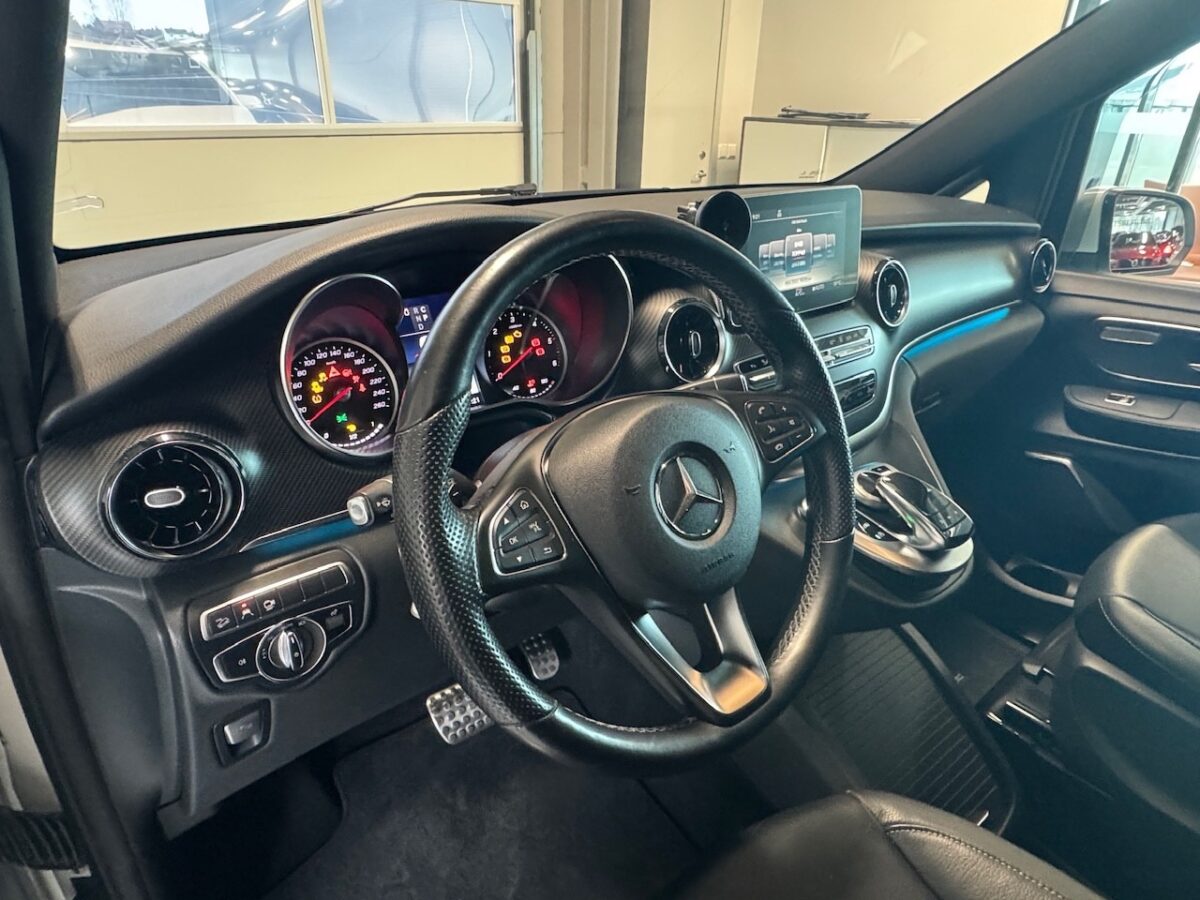 Mercedes-Benz V 300 Classe Compact d 9G-TRONIC Avantgarde – Image 8