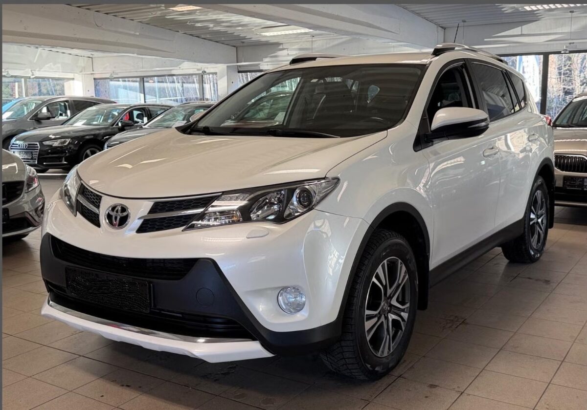 Toyota RAV 4 RAV4 124 D-4D 2WD – Image 12