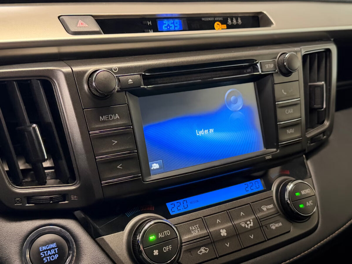 Toyota RAV 4 RAV4 124 D-4D 2WD – Image 5