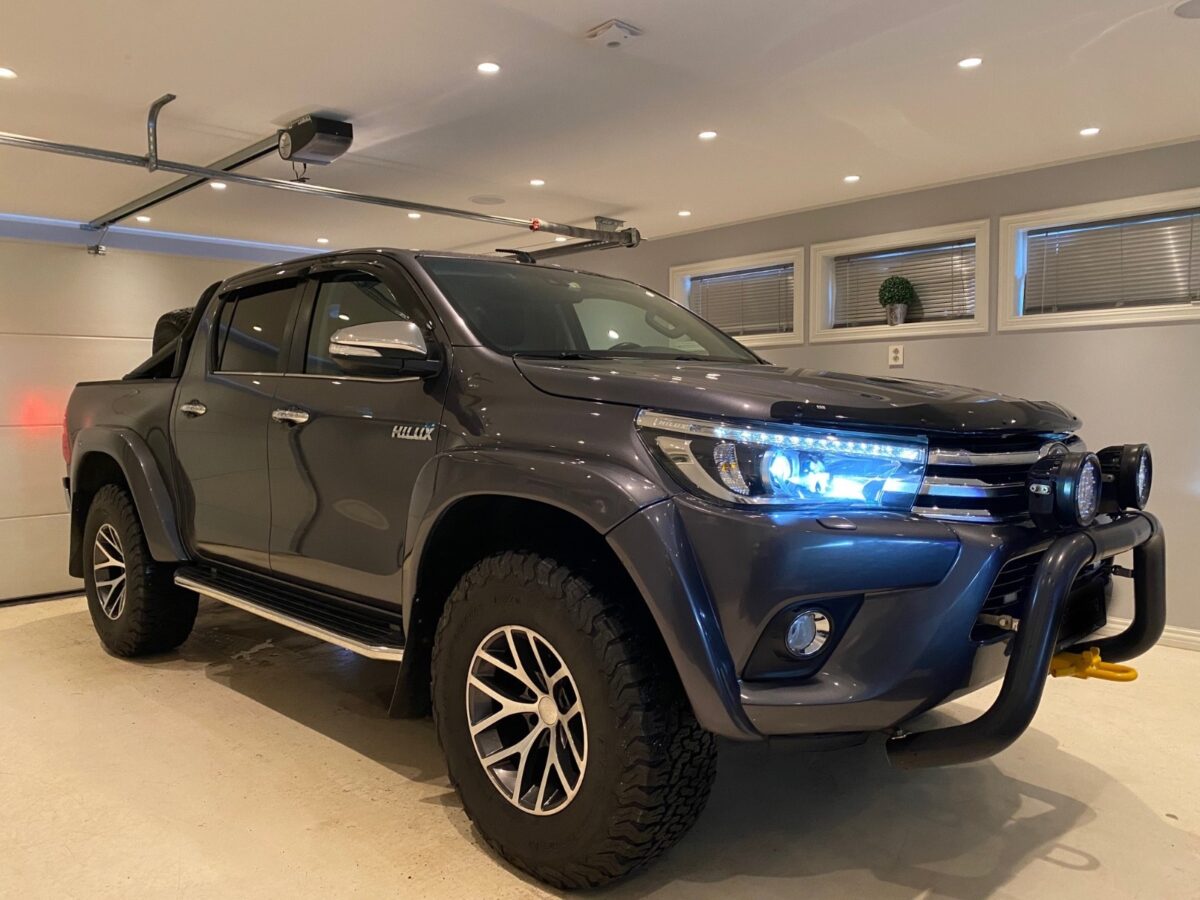 T1 Toyota Hilux Arctics Truck 35 – Image 1